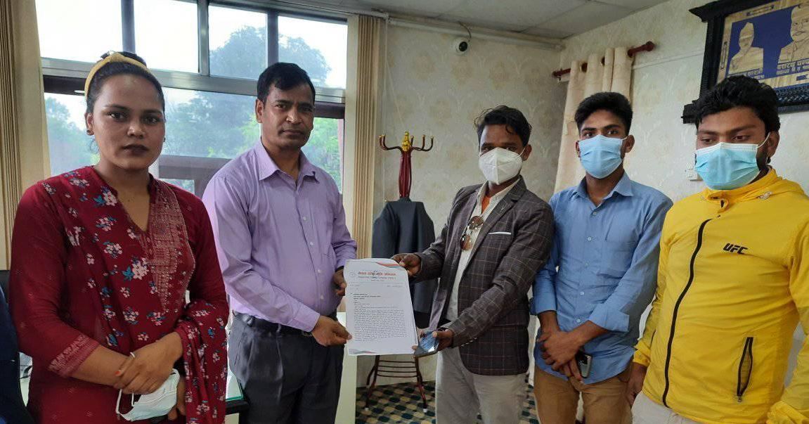 शिक्षामन्त्रीलाई बर्खास्त गर्न मुख्यमन्त्रीको ध्यानाकर्षण